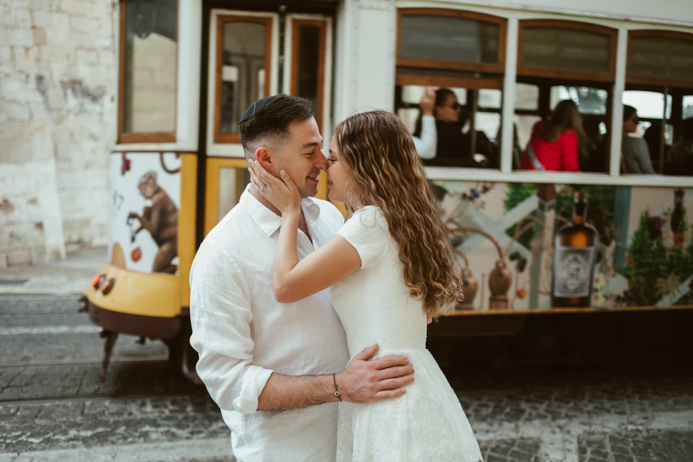 Engagement photos in Lisbon. Photo natanya-dean-013-d01754a32e.